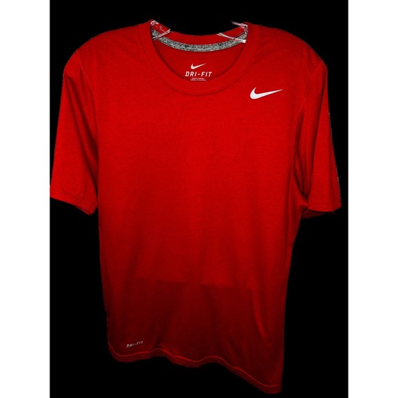 Nike Pro Dri-Fit Red Short Sleeve Fitted Shirt‎ Size S - Picture 1 of 5